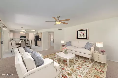 889 S Paradise Dr, Gilbert, AZ 85233 photo 16