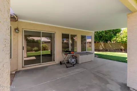 889 S Paradise Dr, Gilbert, AZ 85233 photo 42