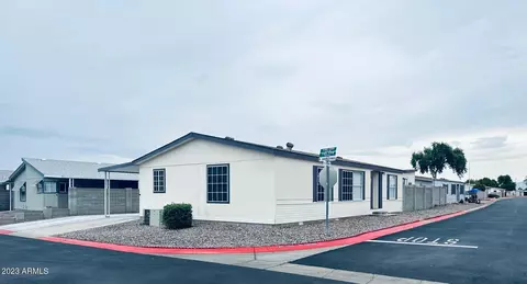 8601 N 103rd Ave #124, Peoria, AZ 85345