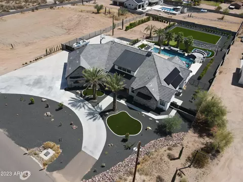 8131 E Palm Ln, Mesa, AZ 85207 photo 4