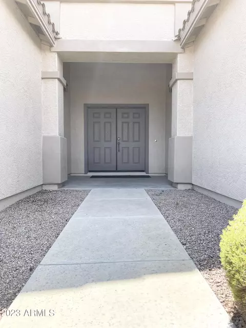 1415 E Parkview Dr, Gilbert, AZ 85295 photo 3