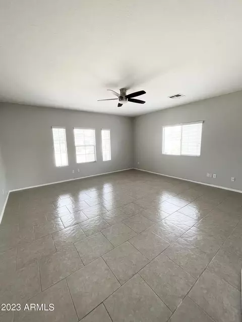 1415 E Parkview Dr, Gilbert, AZ 85295 photo 9