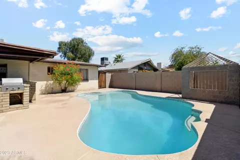 1633 E Verlea Dr, Tempe, AZ 85282 photo 4