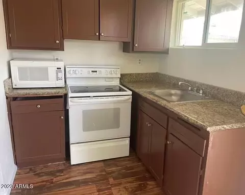 2316 E Roosevelt St, Phoenix, AZ 85006 photo 14