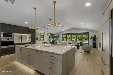 7532 E Kalil Cir, Scottsdale, AZ 85260