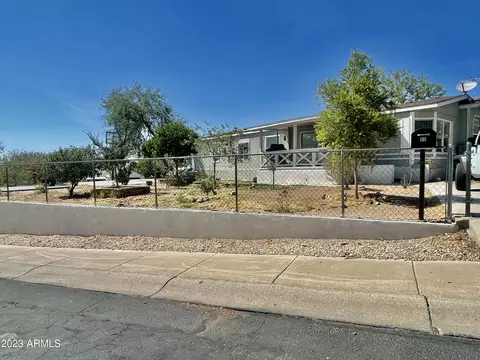 65 W Sunset Dr, Superior, AZ 85173
