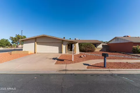 2624 W Irisado Cir, Mesa, AZ 85202