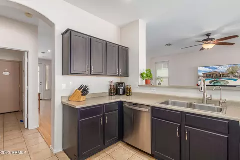 16633 S 16th Dr, Phoenix, AZ 85045 photo 10