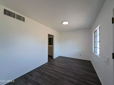 2946 Earll Dr, Phoenix, AZ 85016 photo 13