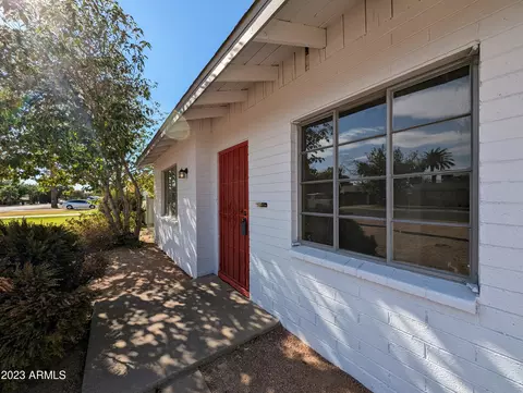 2946 Earll Dr, Phoenix, AZ 85016 photo 8