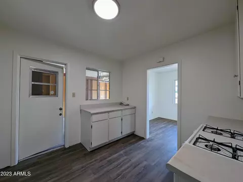 2946 Earll Dr, Phoenix, AZ 85016 photo 17