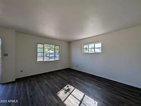 2946 Earll Dr, Phoenix, AZ 85016 photo 10