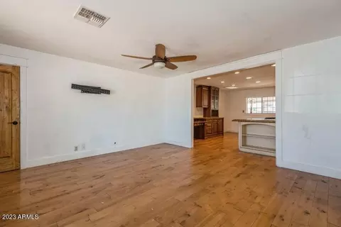 3303 Everett Dr, Phoenix, AZ 85032 photo 5