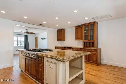 3303 Everett Dr, Phoenix, AZ 85032 photo 10