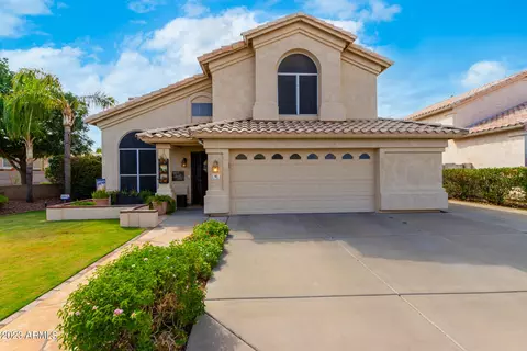 907 W Sandra Ter, Phoenix, AZ 85023