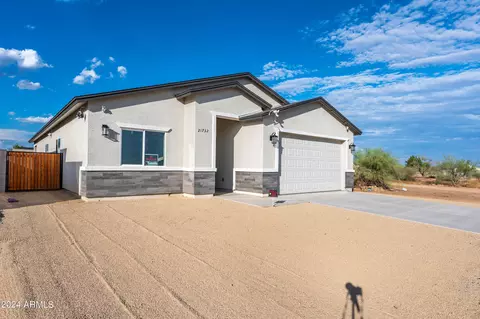 21732 E Taft Ave, Wittmann, AZ 85361 photo 4