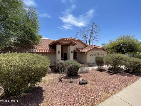 1015 E Forest Hills Dr, Phoenix, AZ 85022 photo 2
