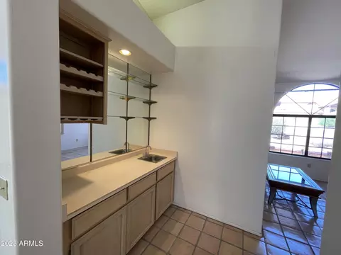 1015 E Forest Hills Dr, Phoenix, AZ 85022 photo 6