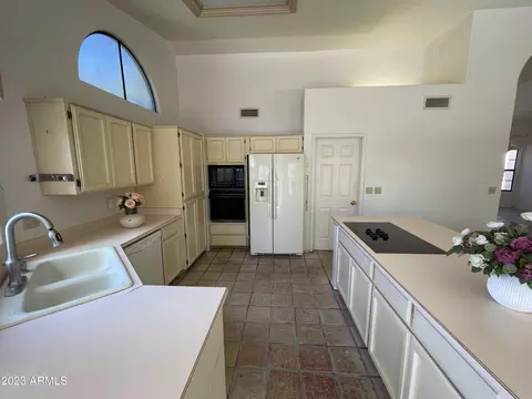 1015 E Forest Hills Dr, Phoenix, AZ 85022 photo 10
