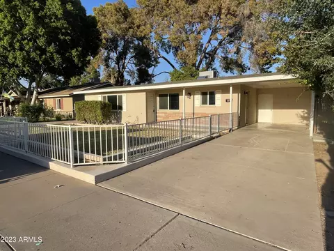 525 N Brimhall St, Mesa, AZ 85203