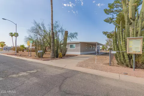 1611 N Sandalwood Dr, Casa Grande, AZ 85122