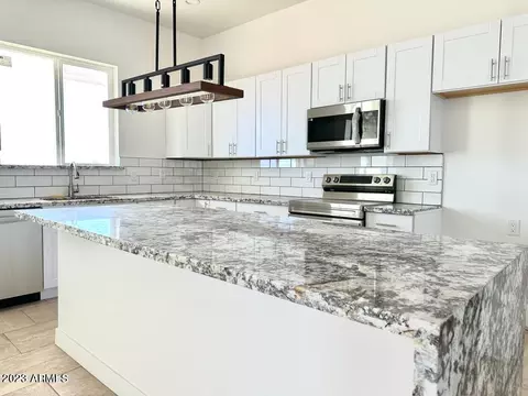 44218 W Montecito Ave, Tonopah, AZ 85354