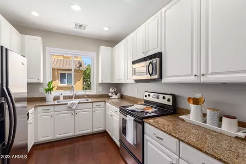 4210 E Jasper Dr, Gilbert, AZ 85296 photo 4