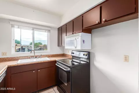 2630 E Don Carlos Ave, Tempe, AZ 85288 photo 9