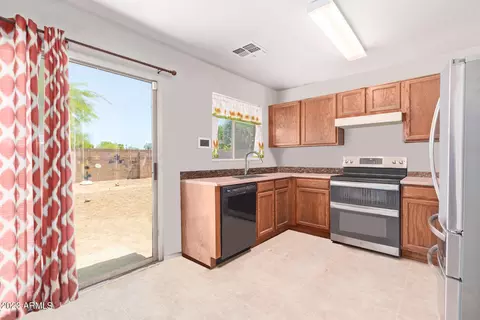 1821 S 63rd Dr, Phoenix, AZ 85043 photo 9