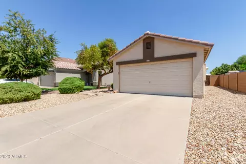 1821 S 63rd Dr, Phoenix, AZ 85043 photo 4