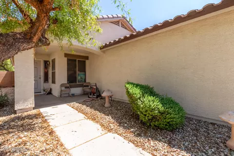 1821 S 63rd Dr, Phoenix, AZ 85043 photo 5