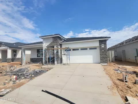 18646 W Buckskin Trl, Surprise, AZ 85387