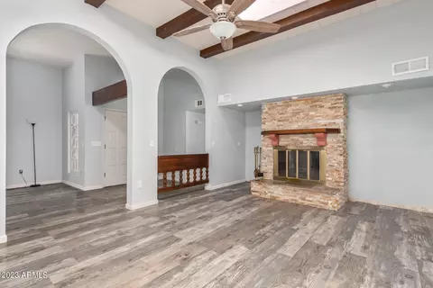1510 W Windrose Dr, Phoenix, AZ 85029