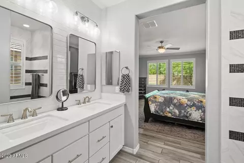 2232 E Ottawa Ln, Phoenix, AZ 85024 photo 9