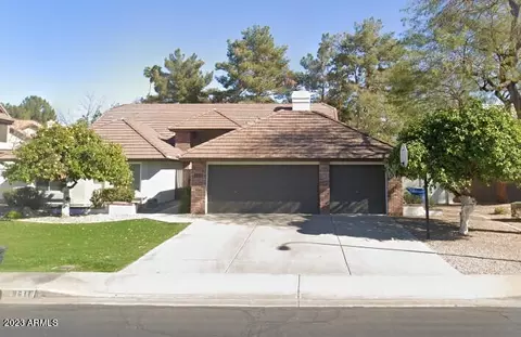 8611 S Los Feliz Dr, Tempe, AZ 85284