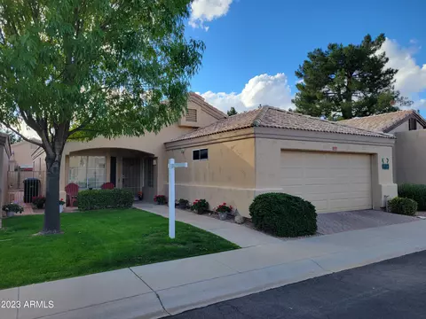 17188 N Moccasin Trl, Surprise, AZ 85374