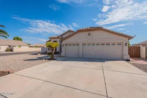 6417 N 84th Ln, Glendale, AZ 85305