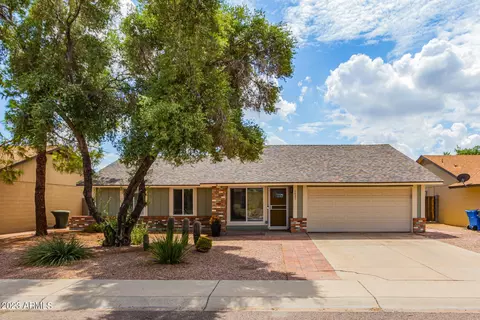1631 W Beaubien Dr, Phoenix, AZ 85027