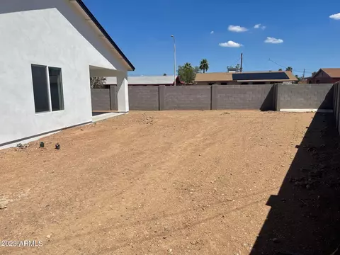 2029 E St Catherine Ave, Phoenix, AZ 85042 photo 4