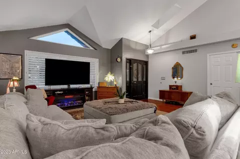 932 Encinas Ave, Gilbert, AZ 85234 photo 8
