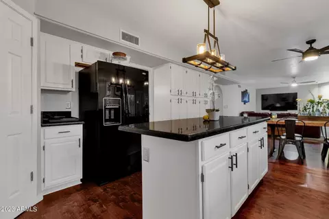 932 Encinas Ave, Gilbert, AZ 85234 photo 15