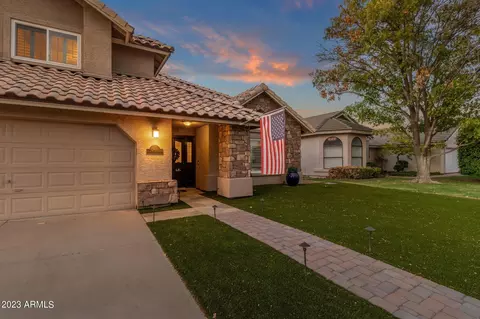932 Encinas Ave, Gilbert, AZ 85234 photo 4