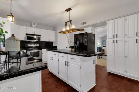 932 Encinas Ave, Gilbert, AZ 85234 photo 13