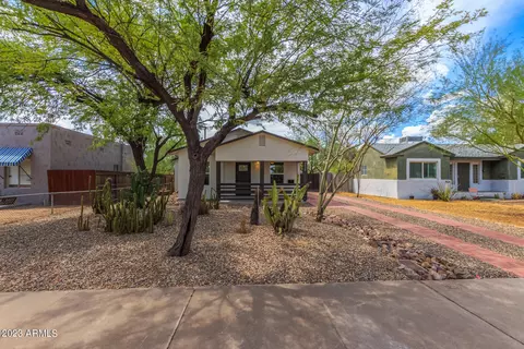 2520 N Mitchell St, Phoenix, AZ 85006 photo 2