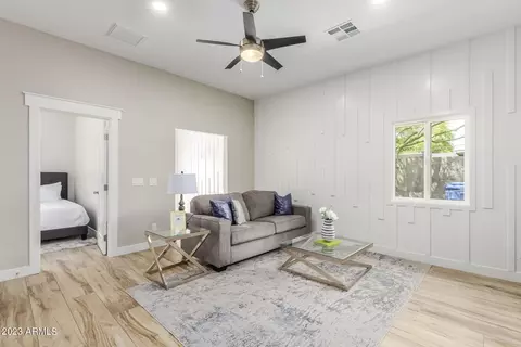 2520 N Mitchell St, Phoenix, AZ 85006 photo 8