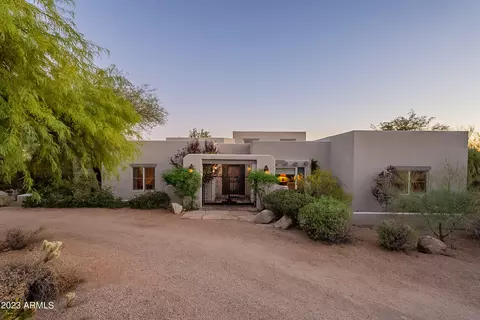 8445 E Hackamore Dr, Scottsdale, AZ 85255