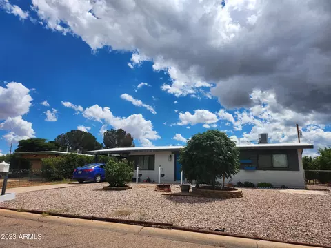 58 W Martin Dr, Sierra Vista, AZ 85635