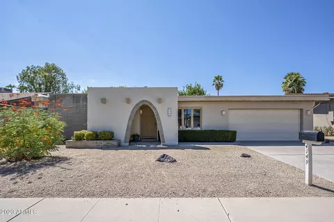 4149 E Cannon Dr, Phoenix, AZ 85028