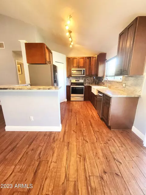 4510 E Desert View Dr, Phoenix, AZ 85044 photo 9