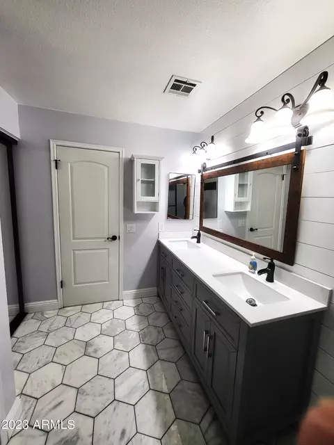 4510 E Desert View Dr, Phoenix, AZ 85044 photo 20